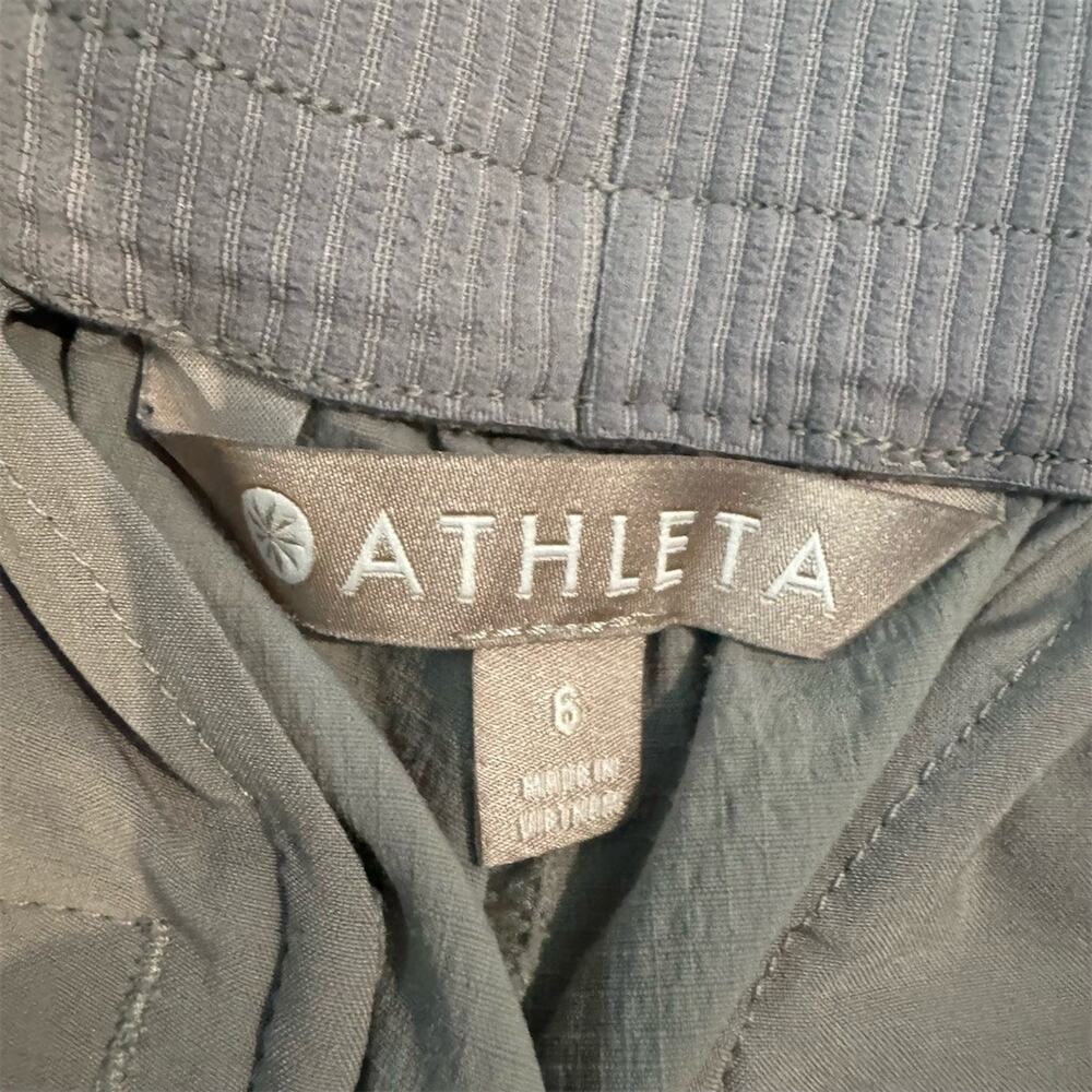 Athleta Trekkie Pants 6 Light Gray Beige Stretch Travel Ankle Zip Tapered Casual - Picture 3 of 7